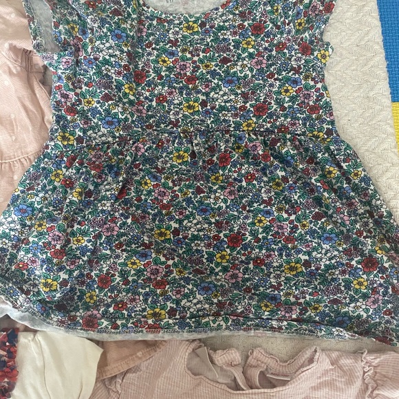 4 for $12 Zara top - Picture 4 of 8